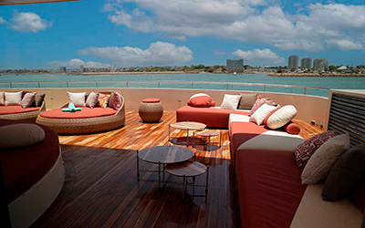 Social Areas Slide Galaxy Sirius - Galaxy Cruises